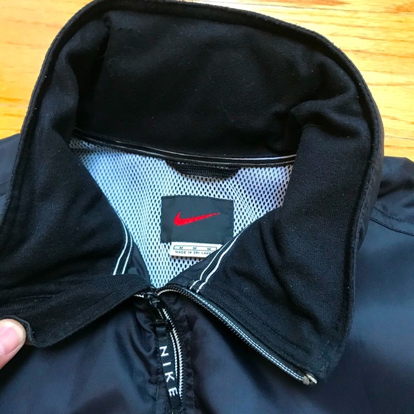 Nike Windbreaker Pull Over Jacket - Picture 6 of 12